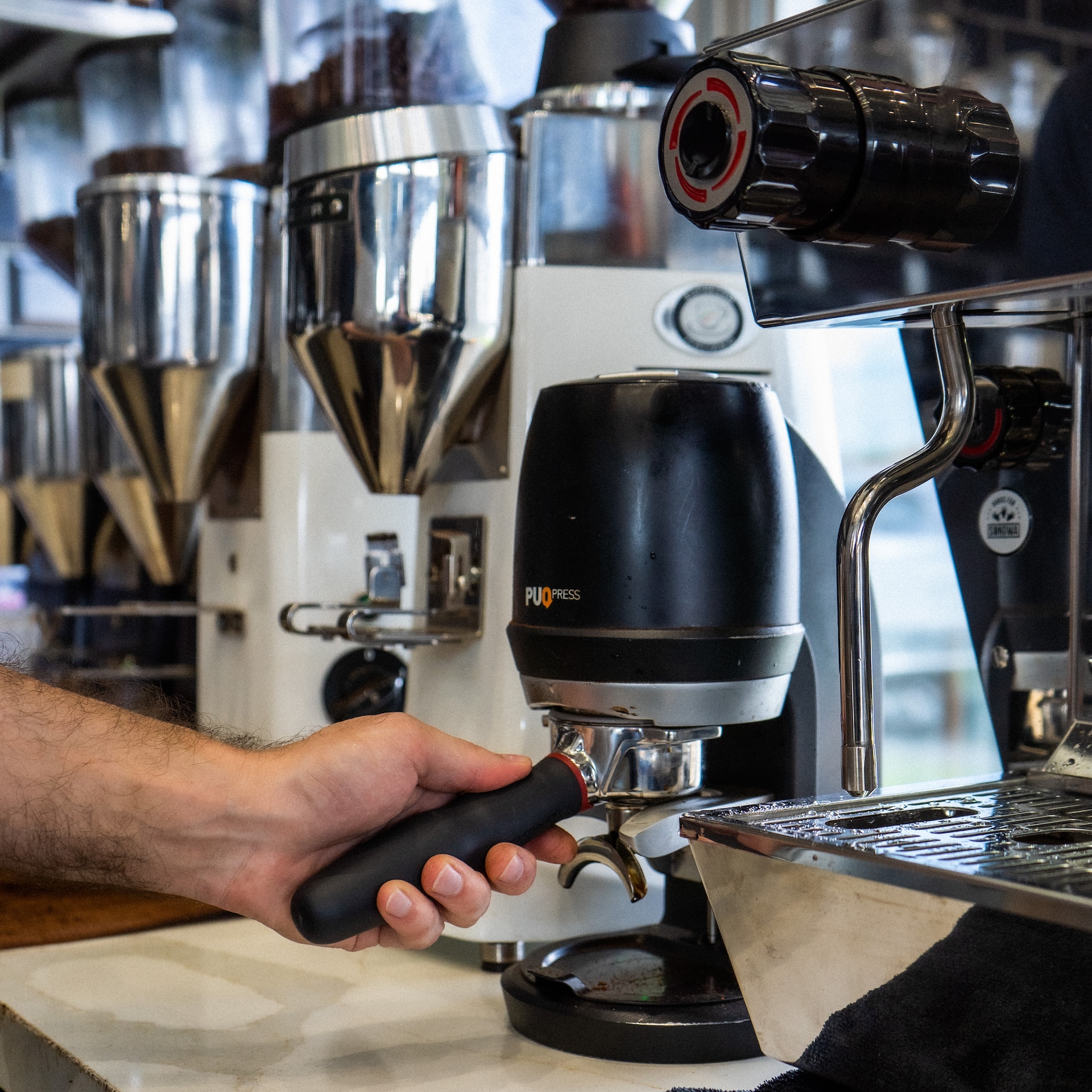 You are currently viewing Grinder for Espresso: Our Top 5 Picks for Home Use